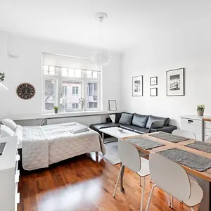 wehost-malminkatu-38.tophotelshelsinki.com/